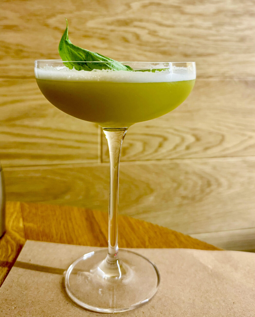 Cóctel “Belleza de Albahaca”