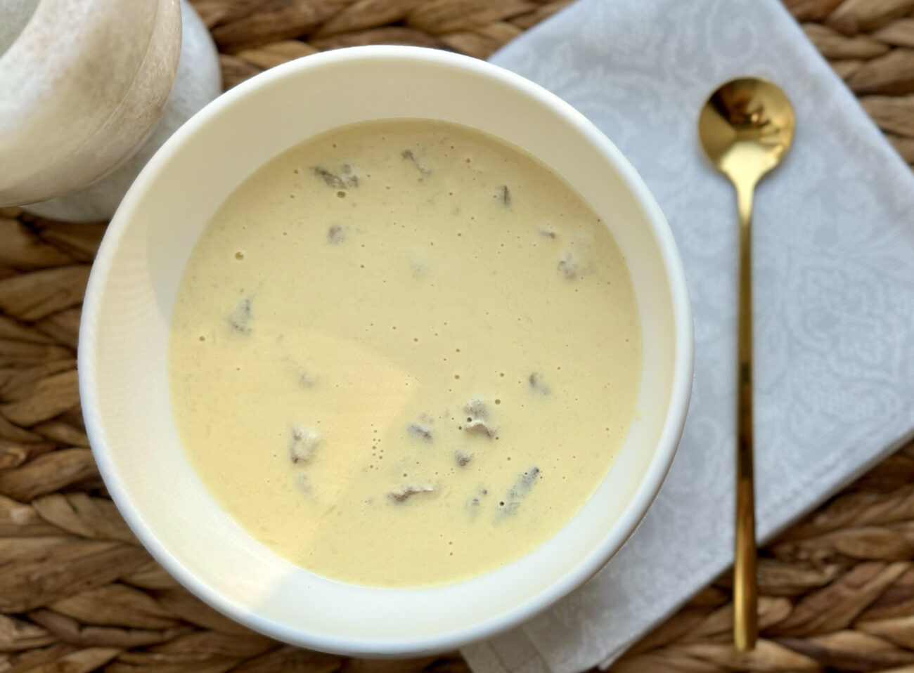 Homemade carbonara sauce