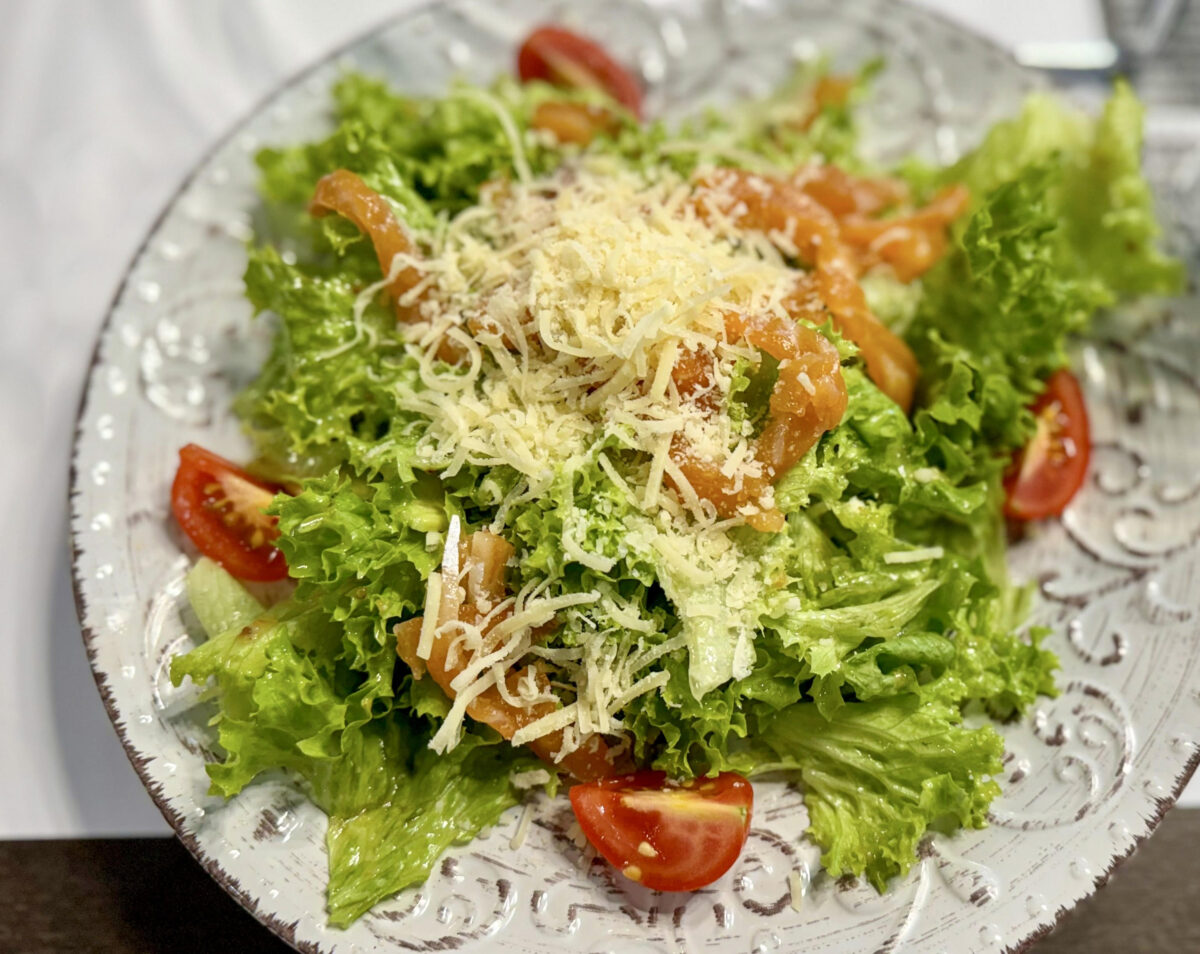 Salmon caesar salad