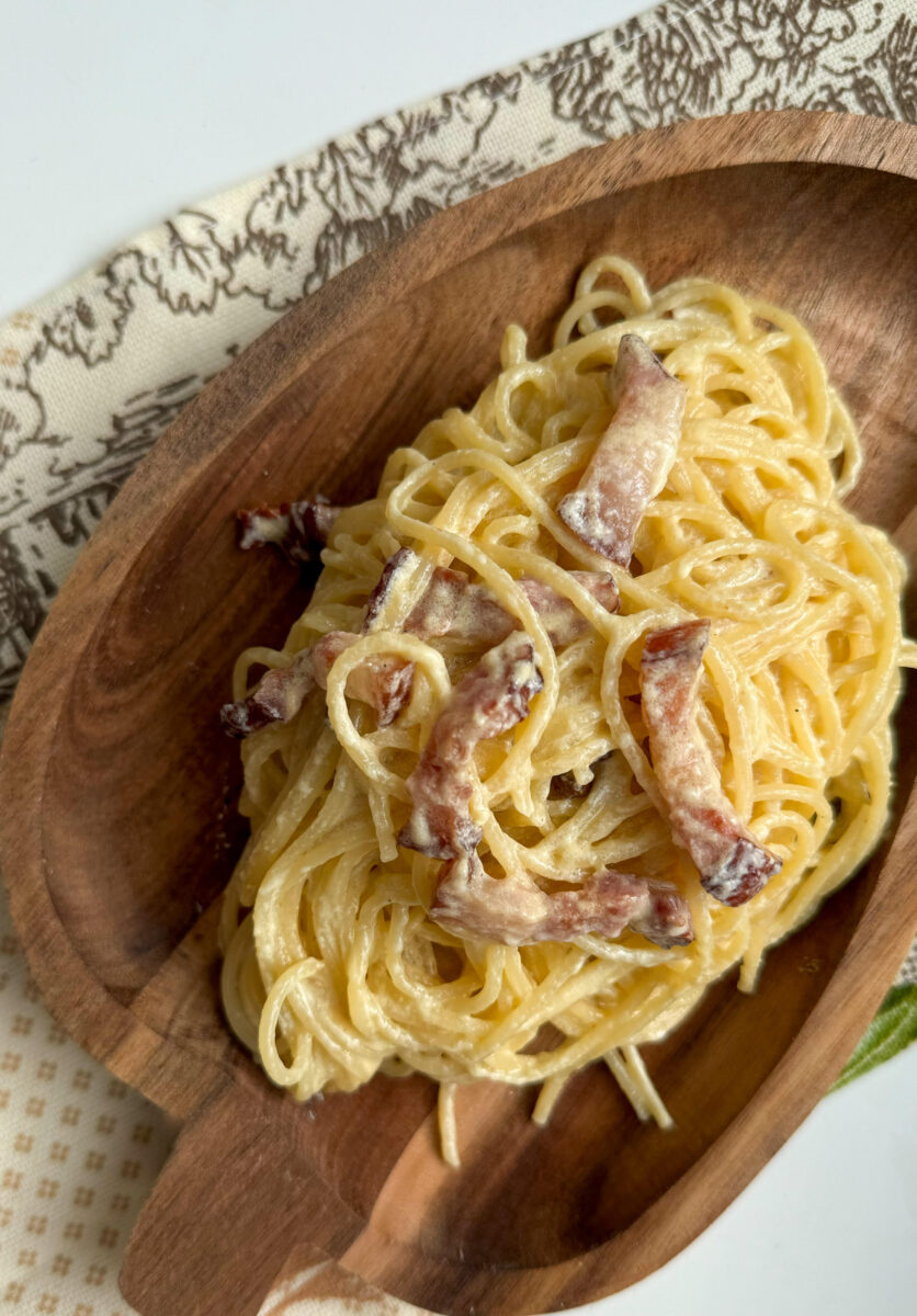Pasta carbonara - DishMagazine