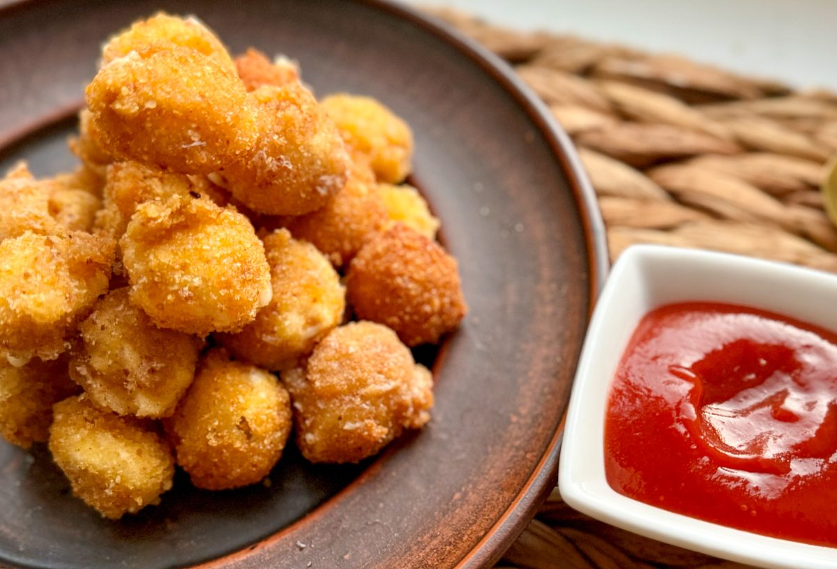 Crispy fried mozzarella - DishMagazine