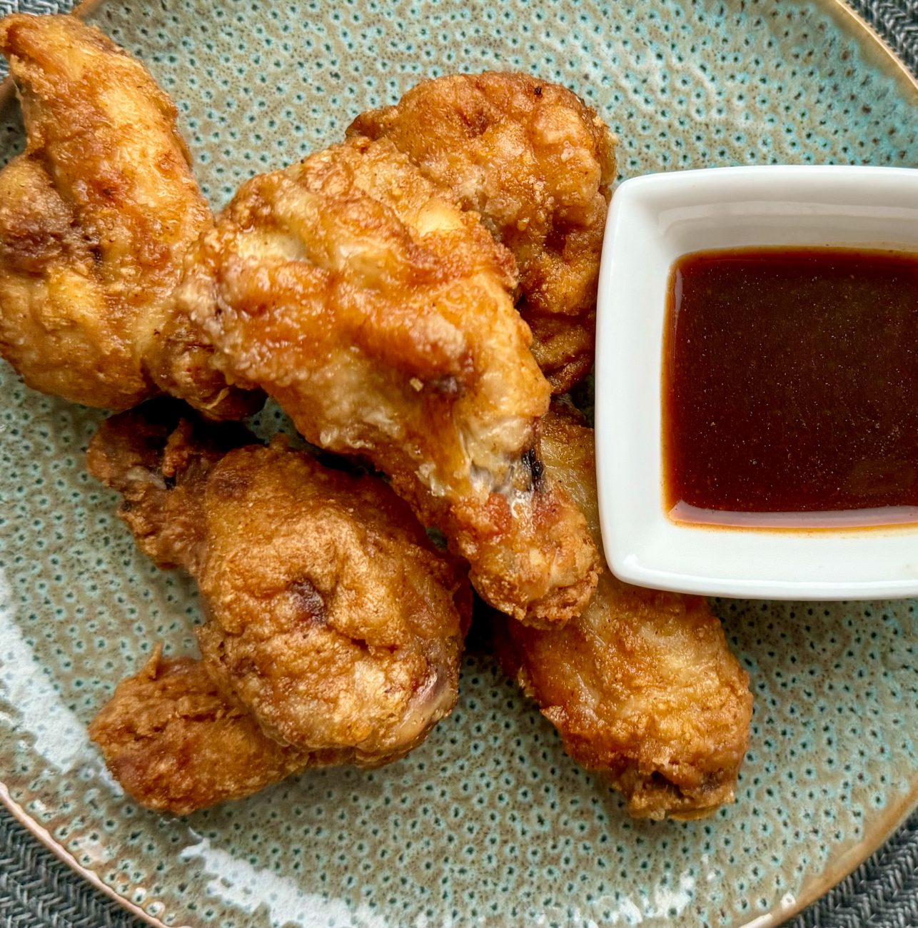 Crispy chicken wings